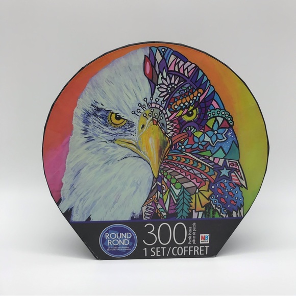 Round Eagle 2018 Hasbro Jigsaw Puzzle Game Toy Colorful Bird 300 PC 20 inch - Picture 10 of 10